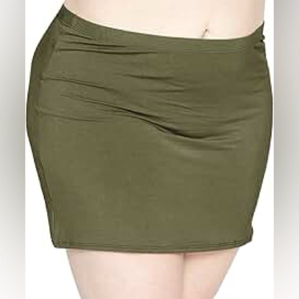 Stretch is comfort green mini skirt 4 for $20